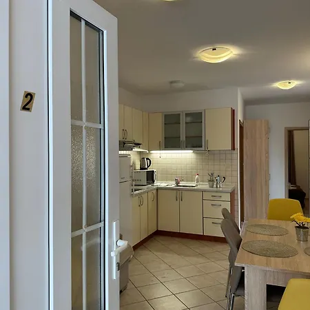Apartmani Samec Novalja Exterior photo