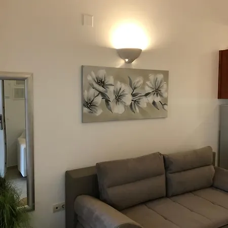 Apartmani Samec Novalja Exterior photo
