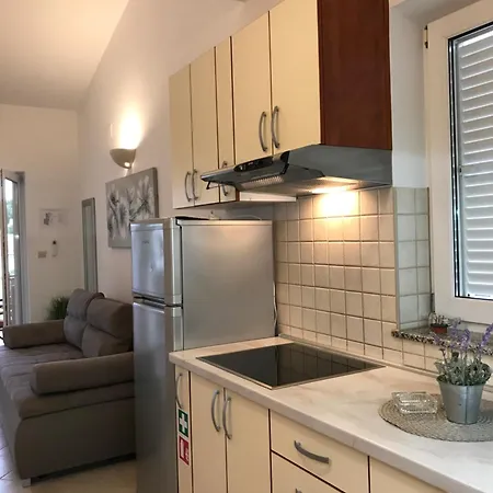Apartmani Samec Novalja Exterior photo