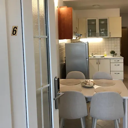 Apartmani Samec Novalja Exterior photo