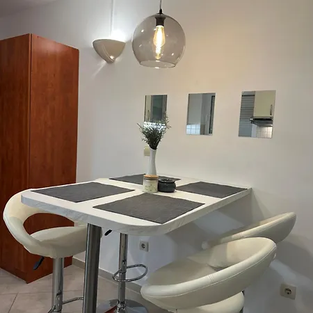 Apartmani Samec Novalja Exterior foto