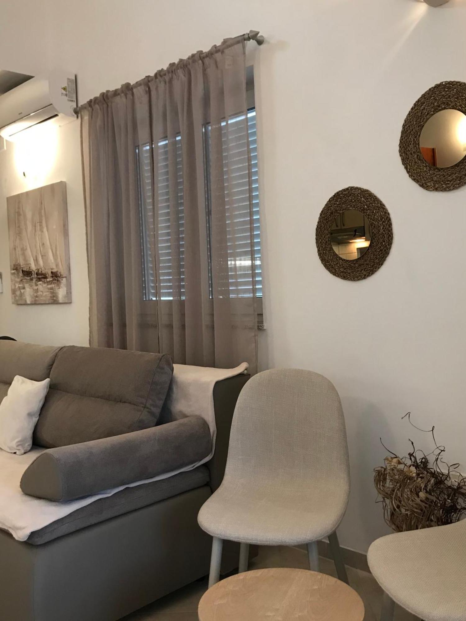 Apartment Samec Novalja