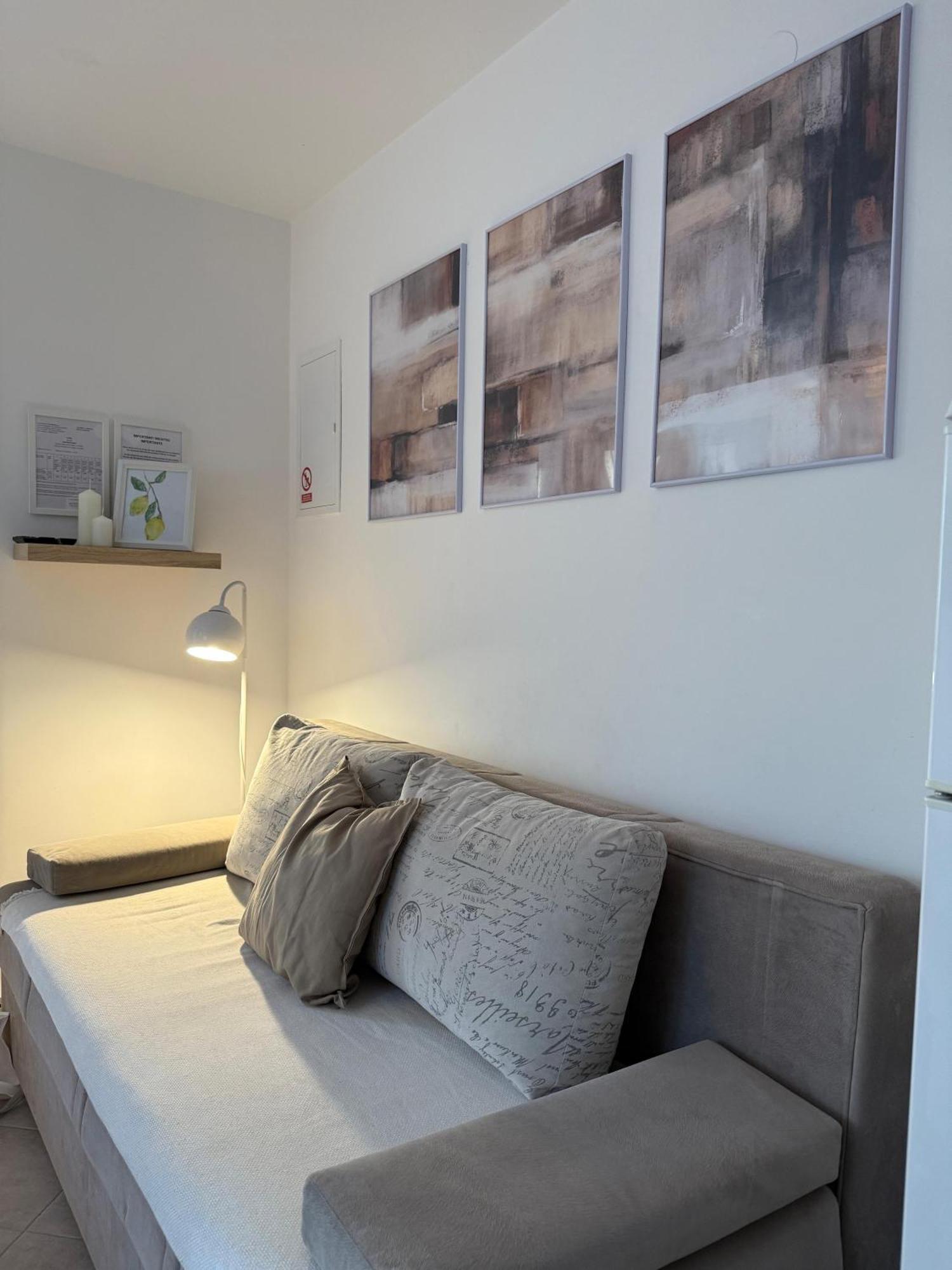 Apartment Samec Novalja